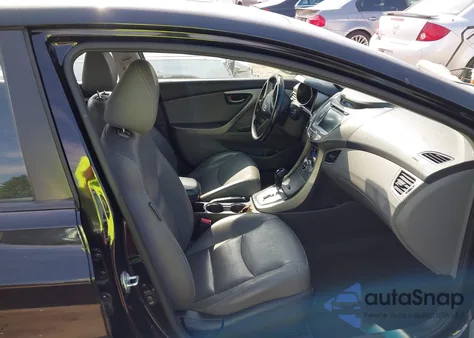 2013 Hyundai Elantra Limited z USA, uszkodzony, nr VIN KMHDH4AE3DU614403